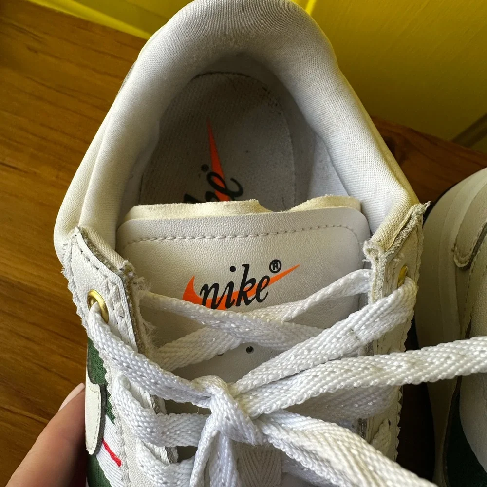 Nike White with Green Accents Golf Shoes ⛳️ - Picture 5 of 7